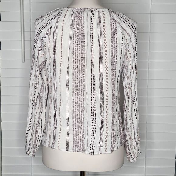 Savannah Jane White Boho Peasant Ren Fest Southwestern Ikat Blouse Size Small - Picture 2 of 6